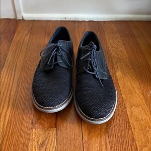 Johnston & Murphy Navy Textured Oxfords